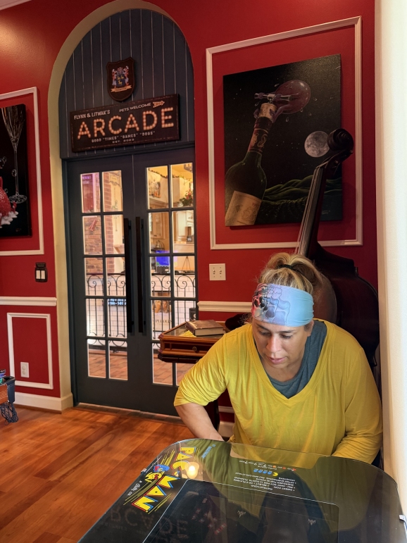 house with arcade to stay at near Orlando Florida